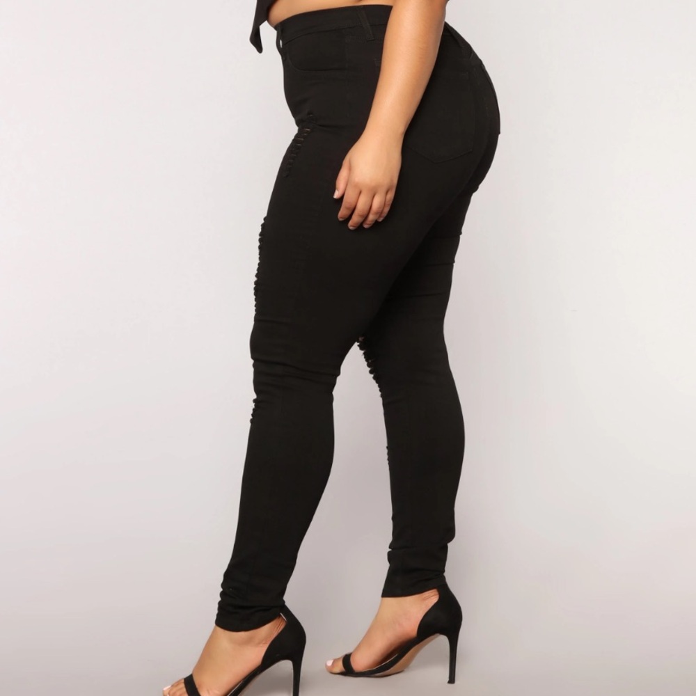 NWT- Black Skinny Jeans -Size 15 - Picture 10 of 14